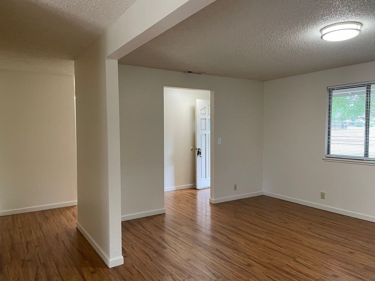 2315 Temple Dr - Photo 3 of 23
