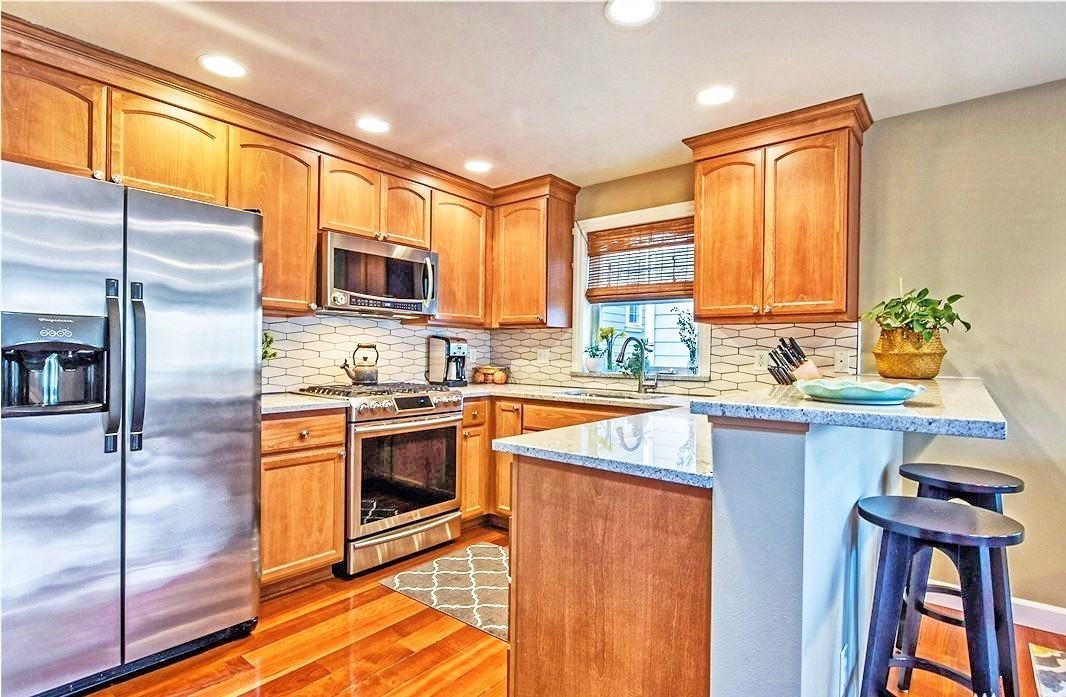 111 29th Ave - Photo 4 of 22