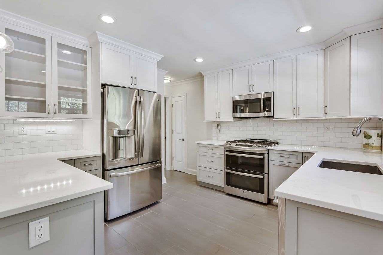 5806 Osceola Rd - Photo 3 of 28