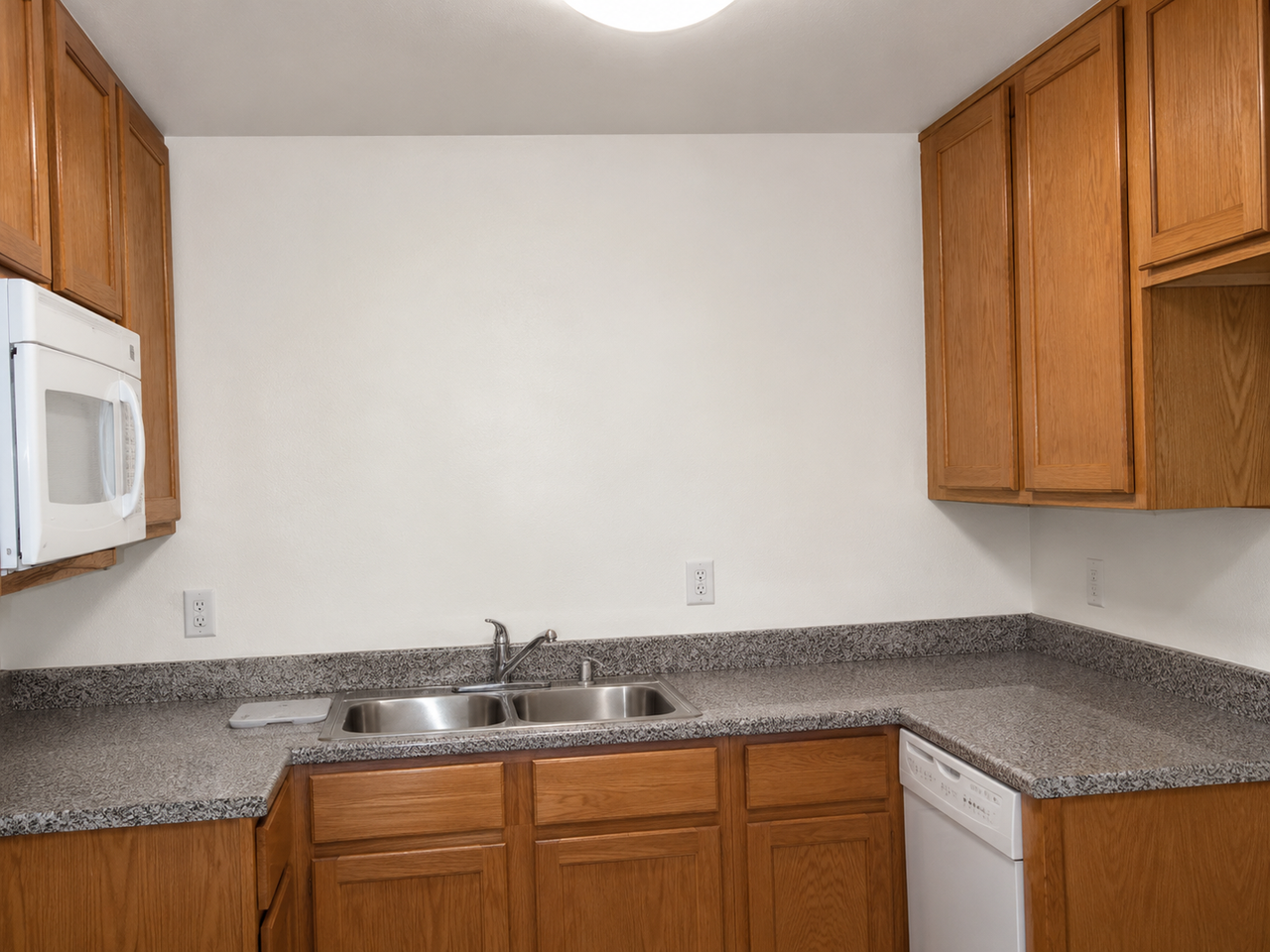 5178 Dream Ct - Photo 3 of 16