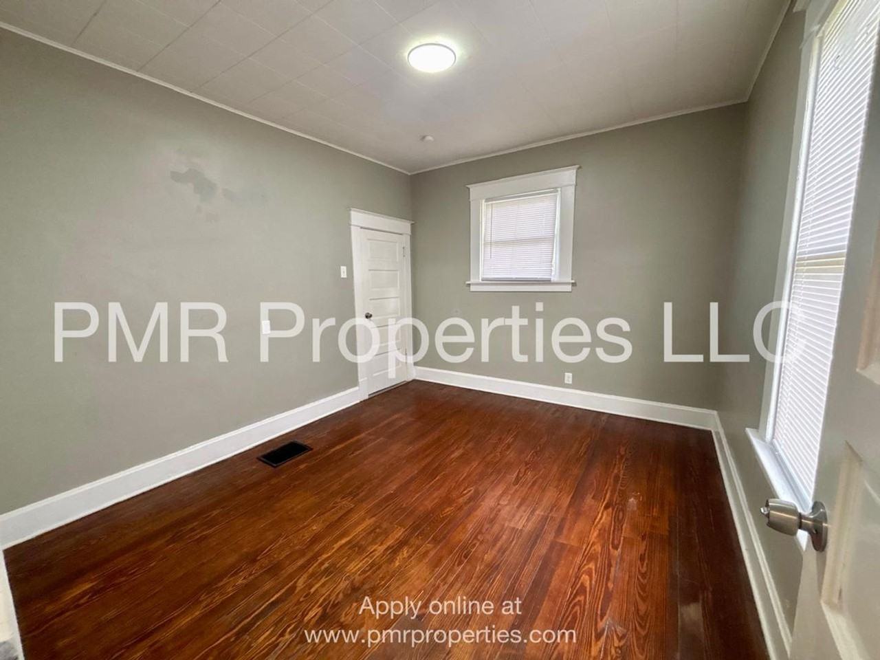 2407 Vories St - Photo 7 of 15