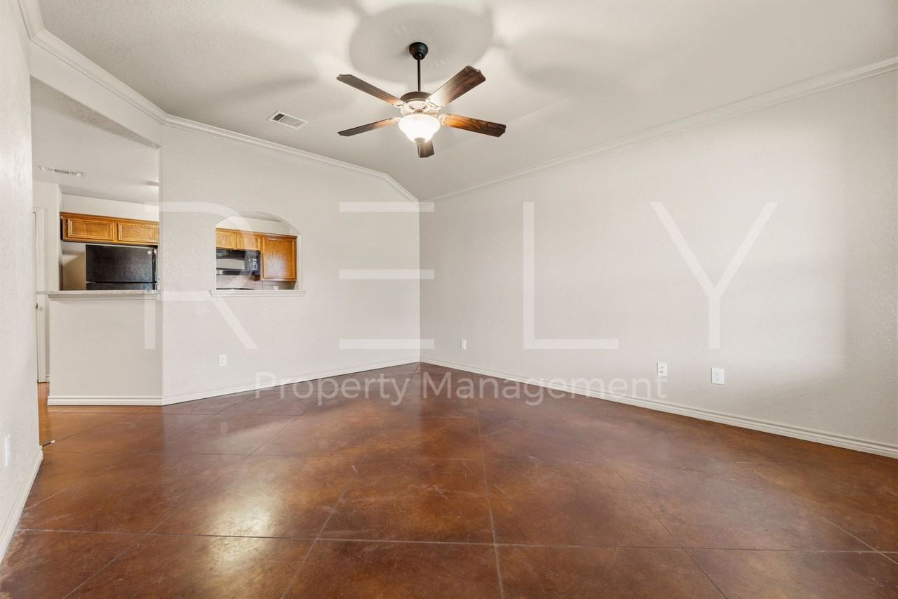 603 Karey Dr - Photo 3 of 31