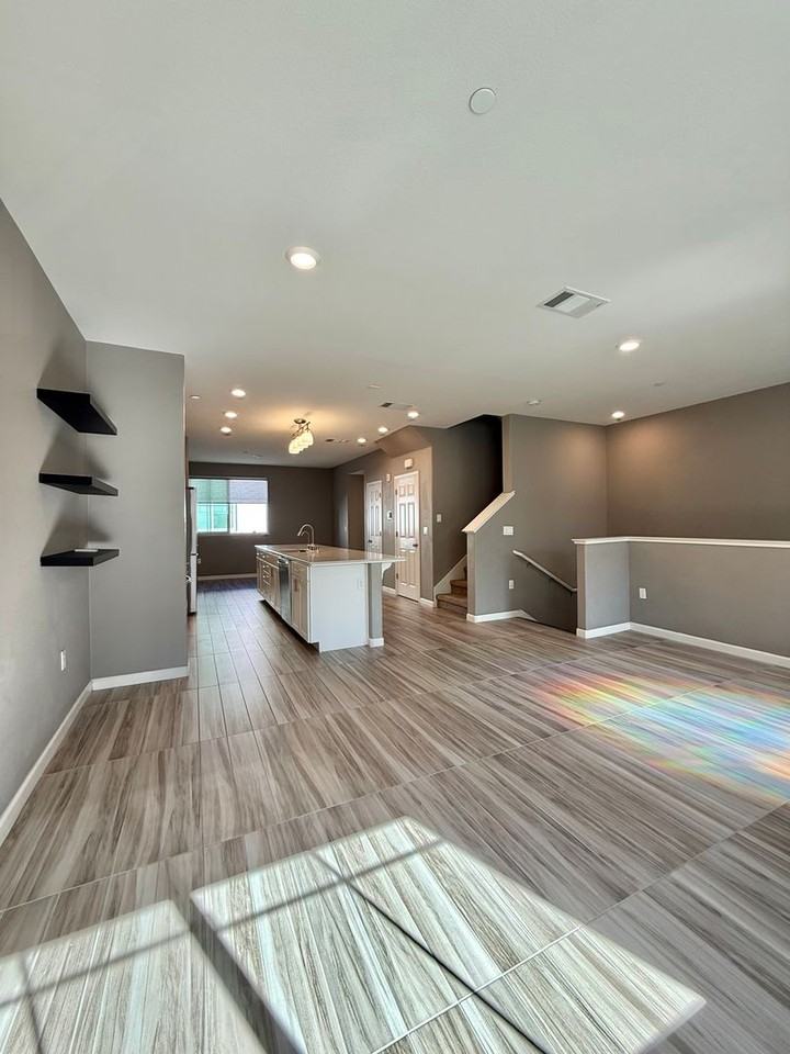3058 San Jose Vineyard Ct #5 - Photo 6 of 23