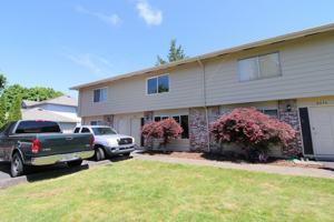 featured image of 2652 2652 - 2658 SE 125th Ave