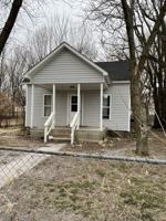 featured image of 910 S Jackson Ave