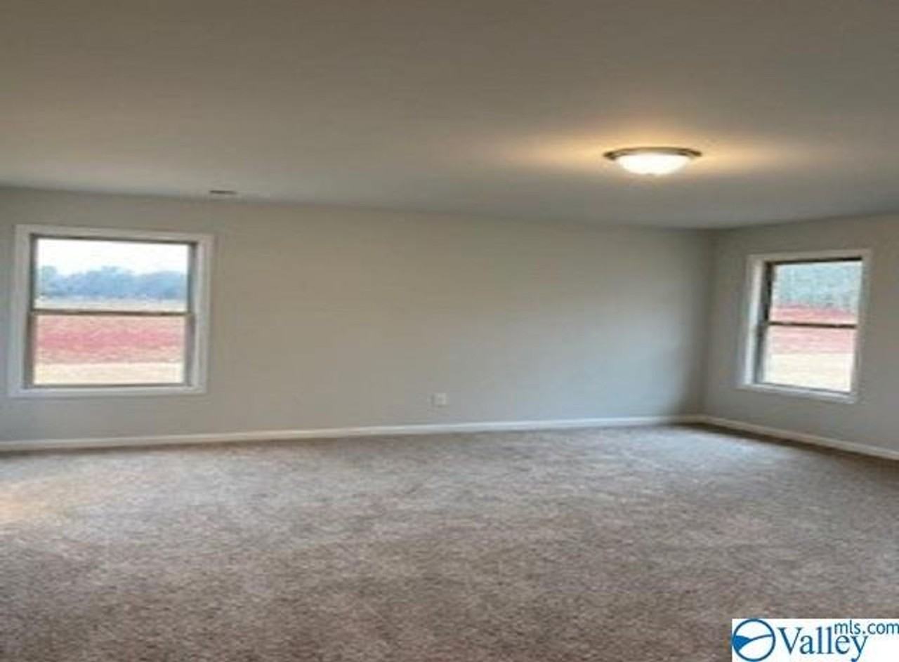 152 Sublett Dr - Photo 7 of 22