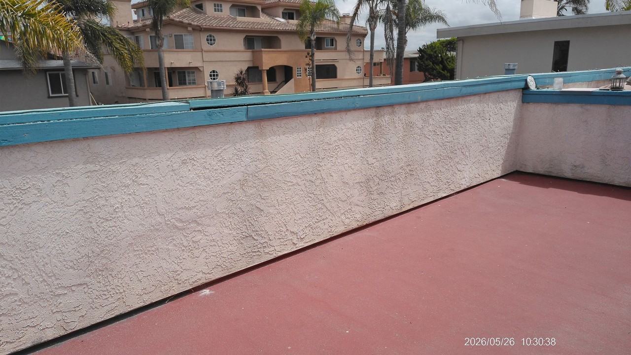 235 Daisy Ave - Photo 4 of 12