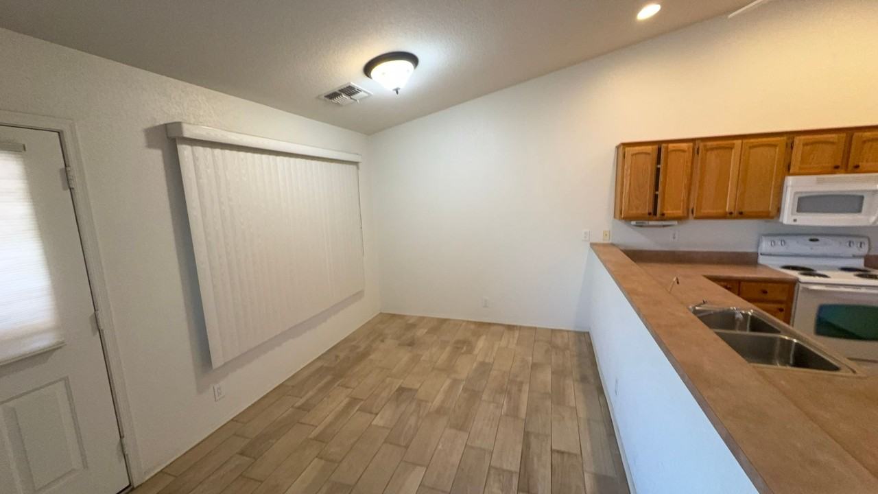 11543 E Milagro Ave - Photo 4 of 11