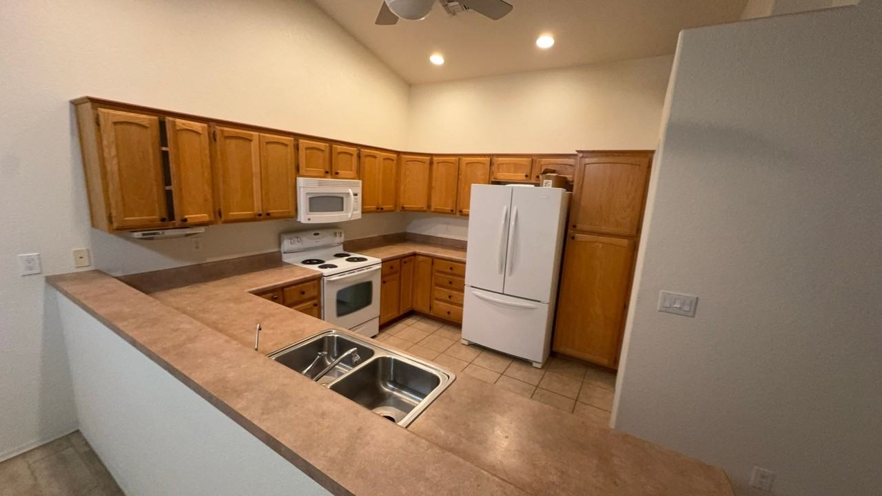11543 E Milagro Ave - Photo 5 of 11