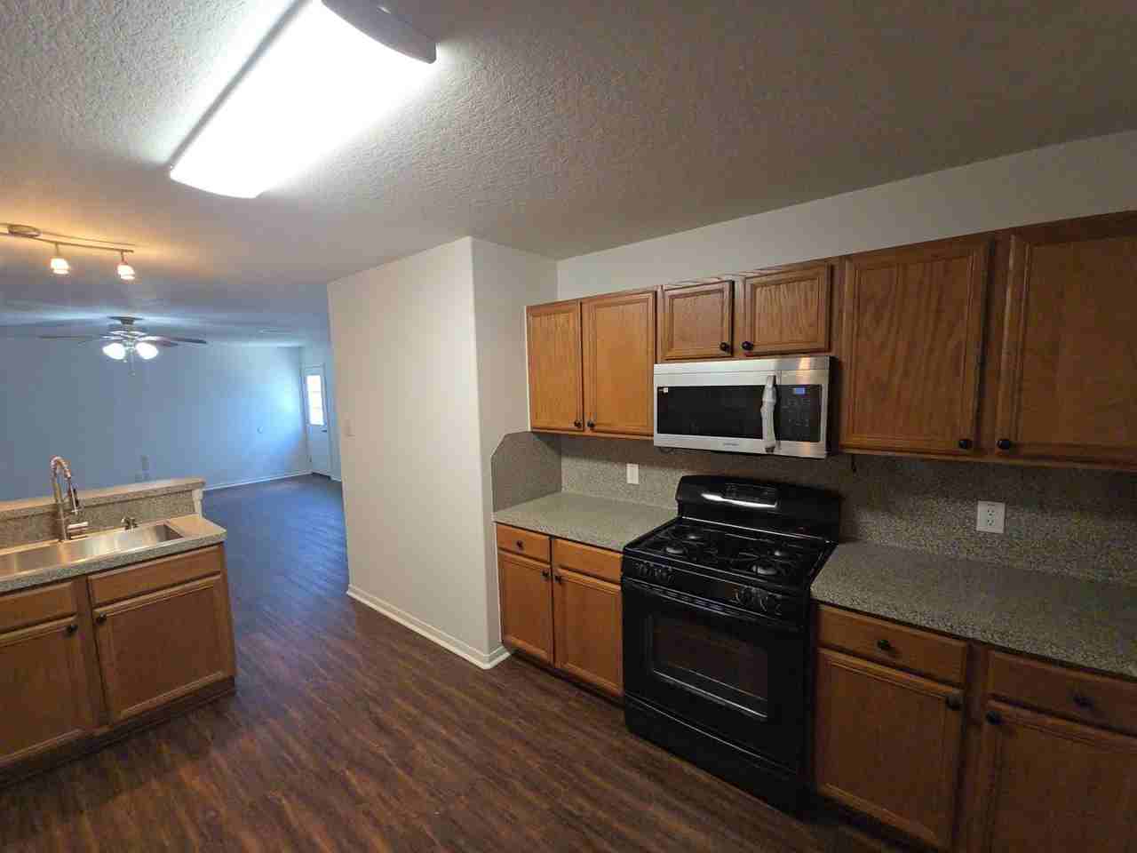3435 Clipper Winds Way - Photo 3 of 24