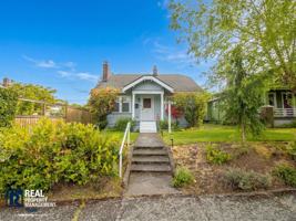 featured image of 4310 N 31st St