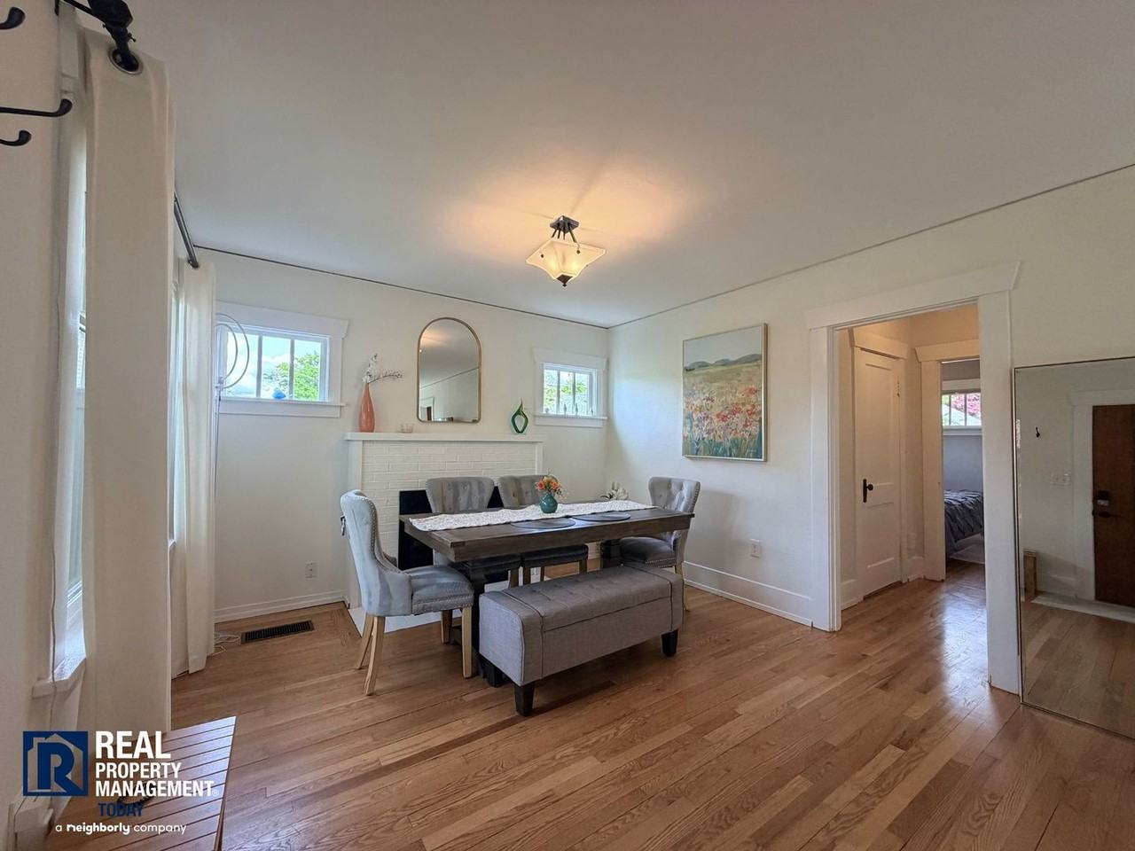 4310 N 31st St - Photo 5 of 22