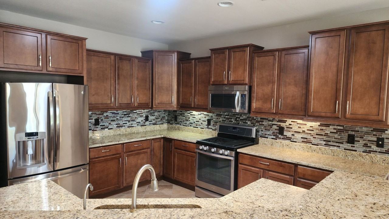 26208 W Tina Ln - Photo 6 of 18