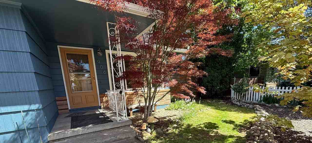 906 Se 165th Ave - Photo 2 of 35