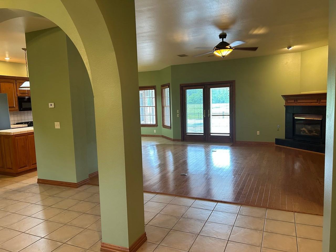 599 S Main St - Photo 2 of 39