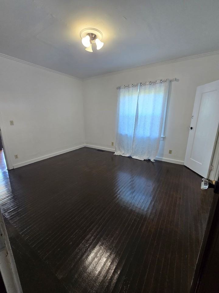 36 15th St - Photo 6 of 16