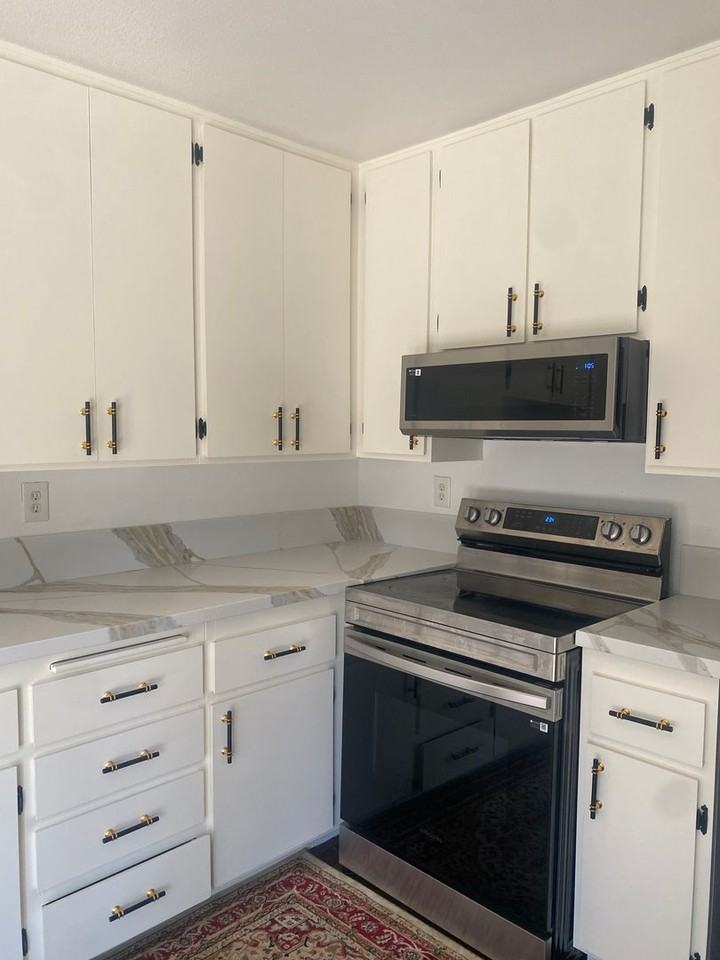 23236 Orange Ave - Photo 4 of 33