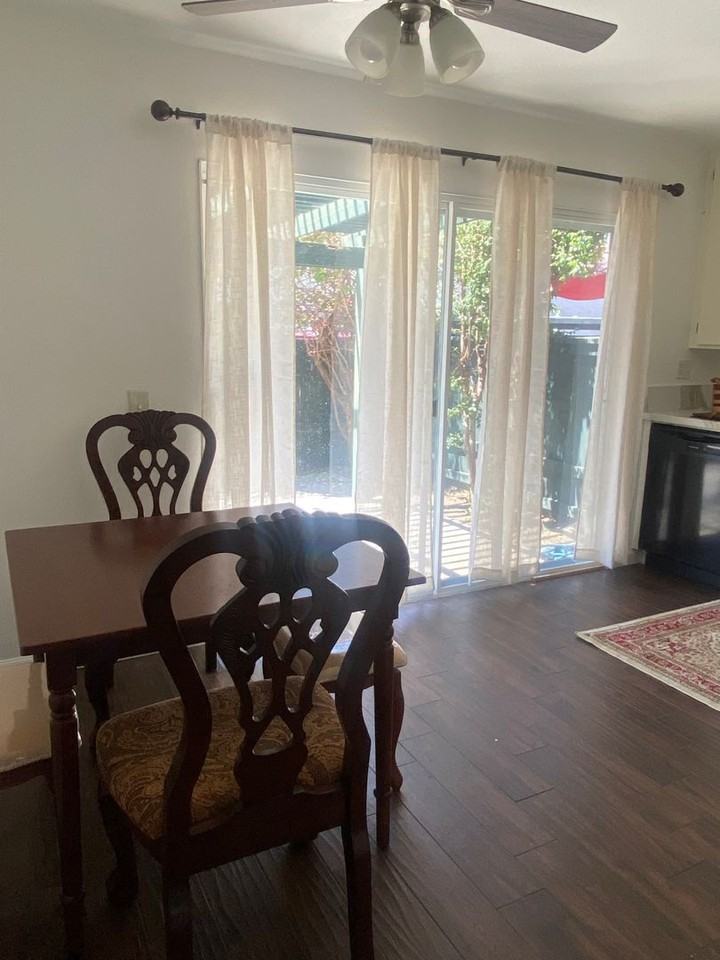 23236 Orange Ave - Photo 5 of 33