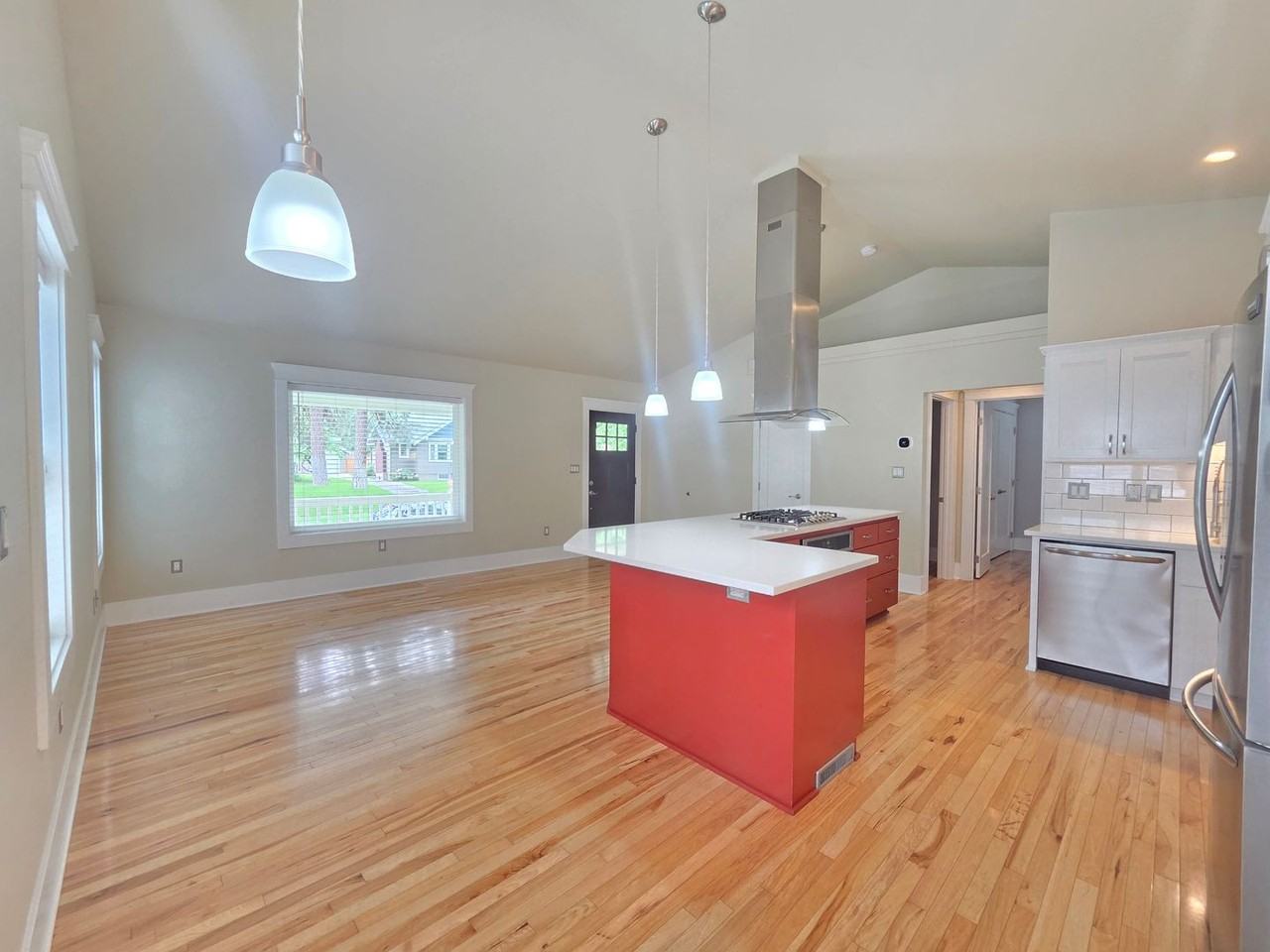 34 W 26th Ave - Photo 4 of 36