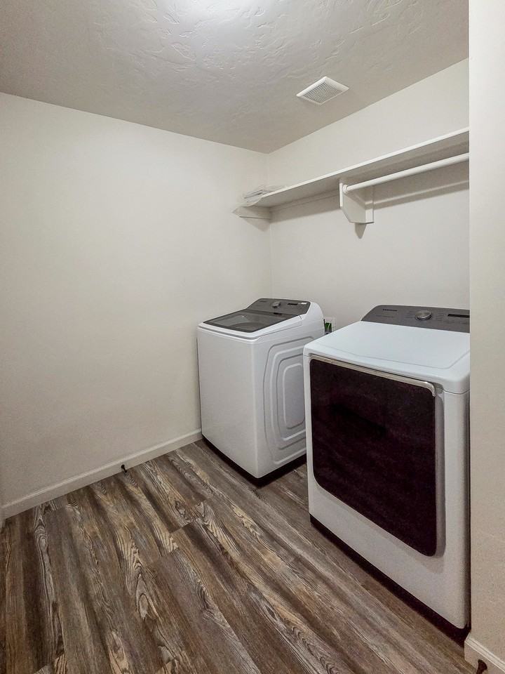 262 Ash Loop #1 - Photo 5 of 12