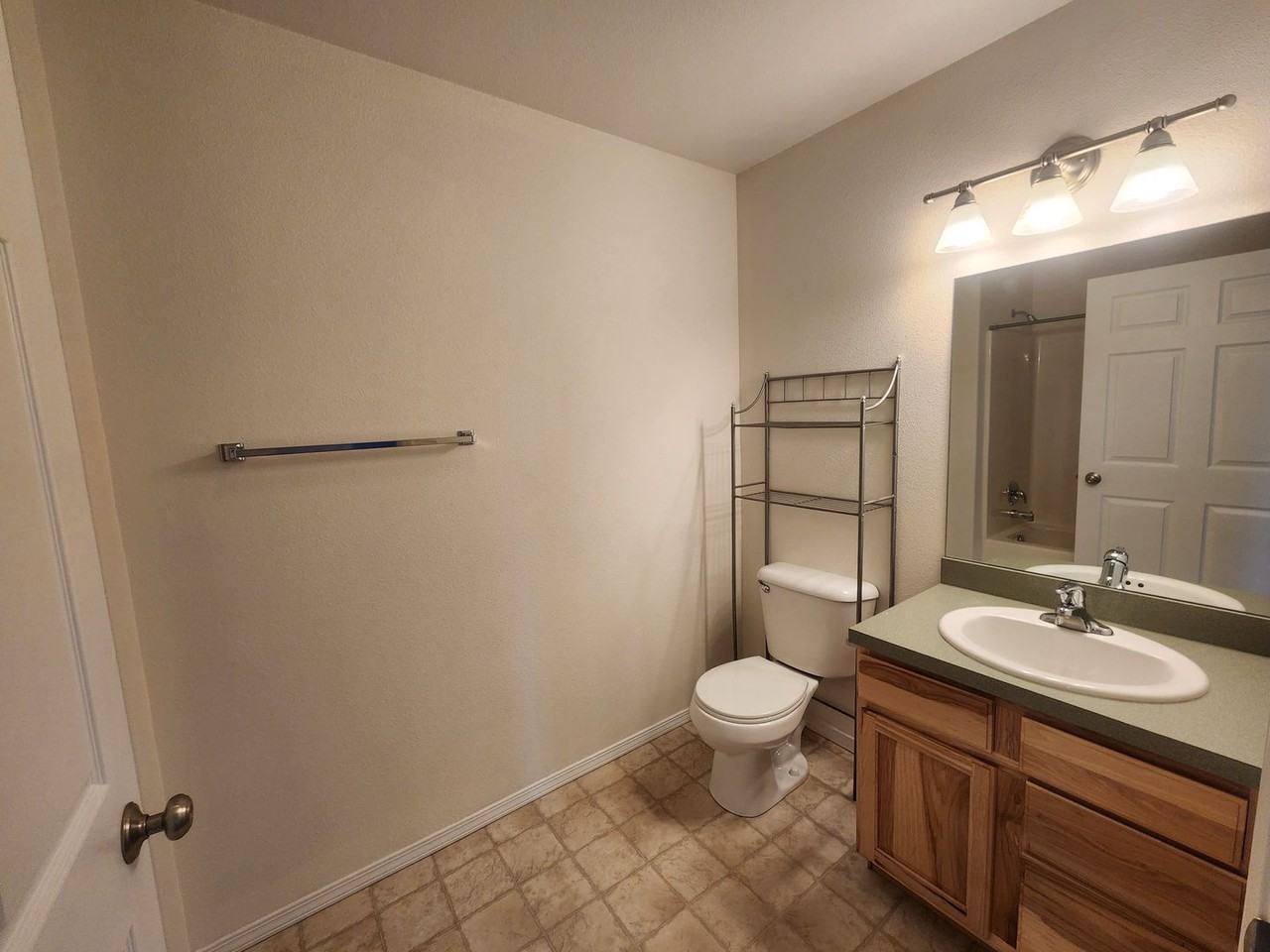 17 Diane Rd #163A - Photo 7 of 9