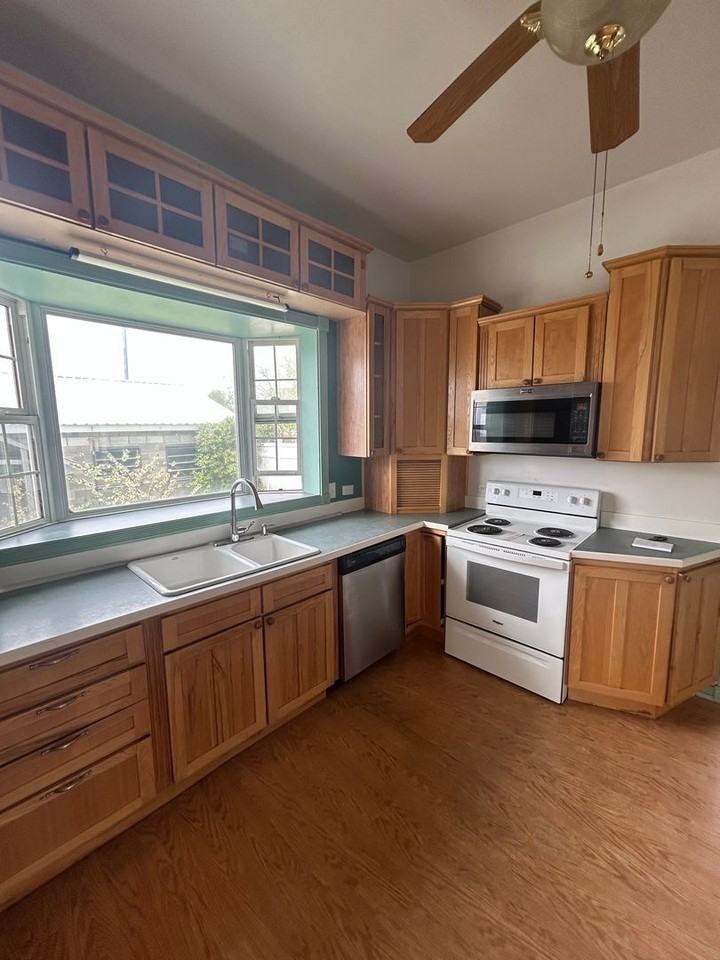 801 N Montana St - Photo 7 of 25