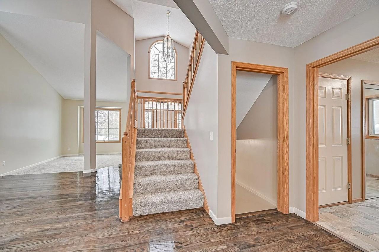 1702 Par Ln - Photo 6 of 49