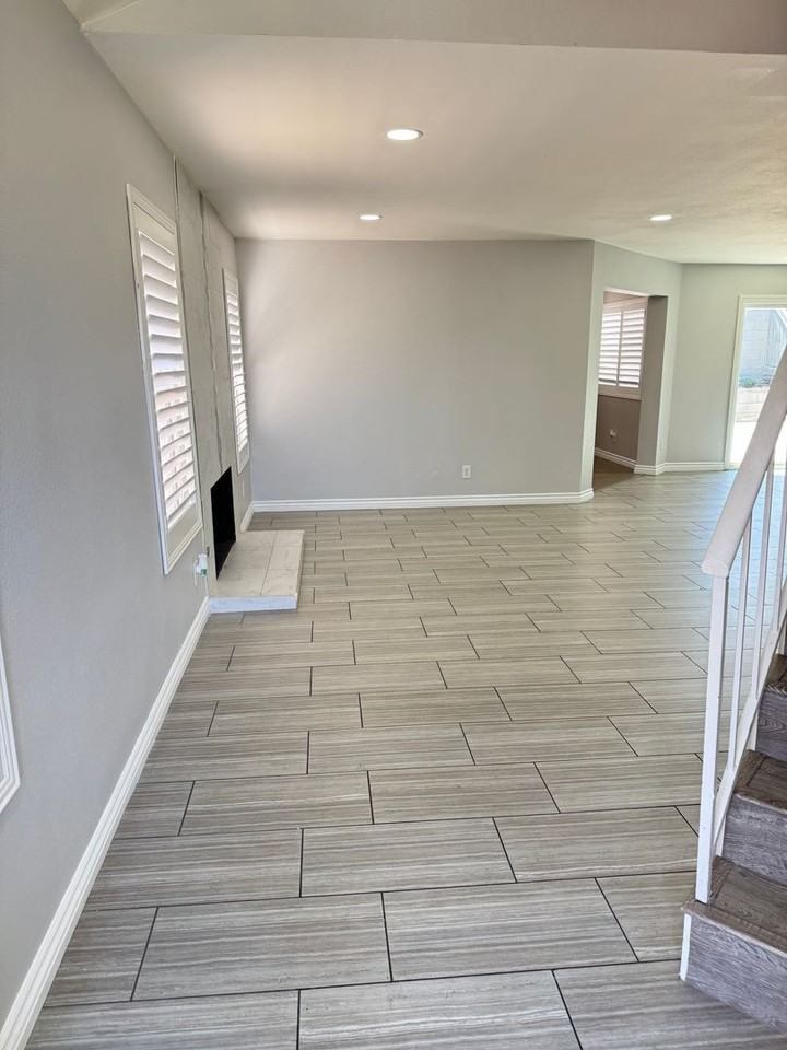 1351 Christobal Ln - Photo 5 of 37