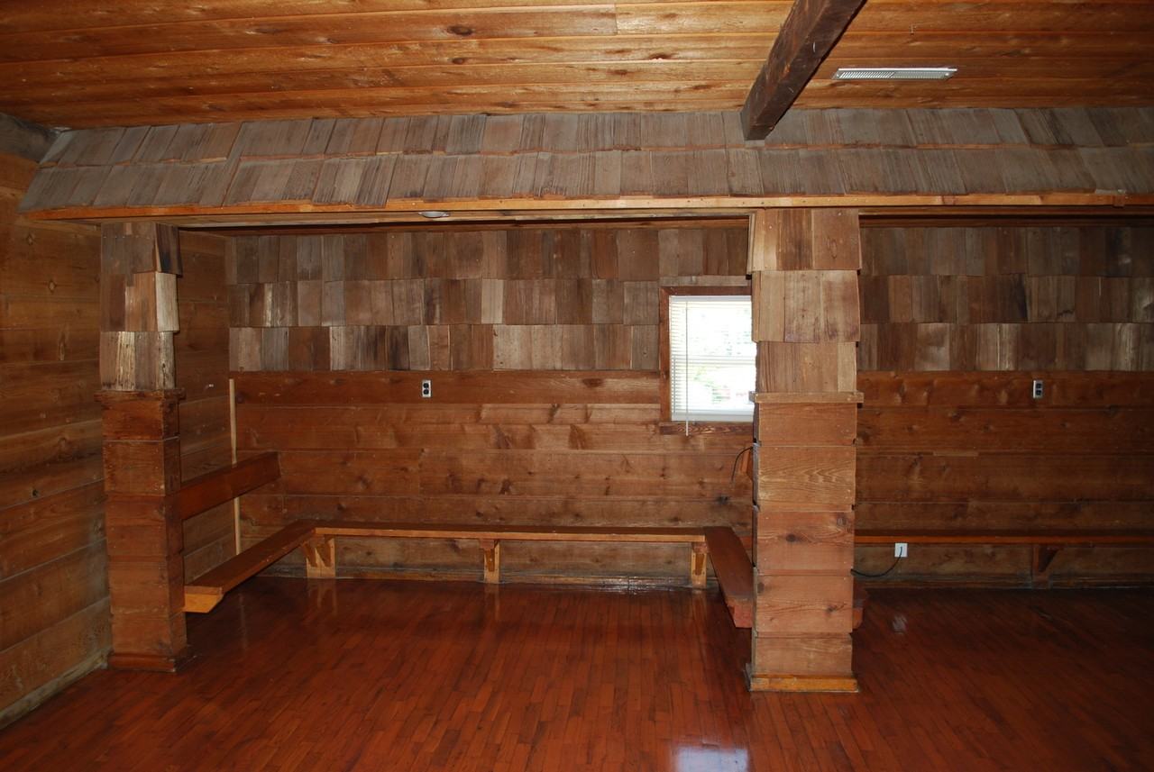 1438 E Olive St - Photo 4 of 5