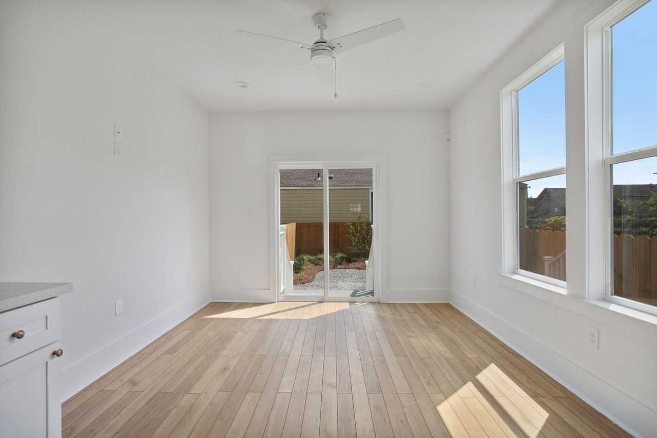 2725 2725 - 2727 Third Street - 2725 #2725 - Photo 5 of 13