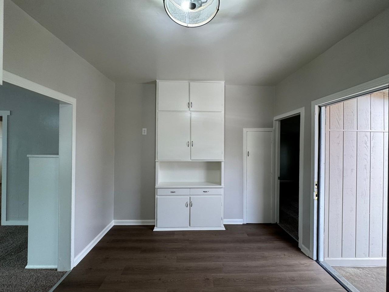 2022 Maple Ave - Photo 6 of 11