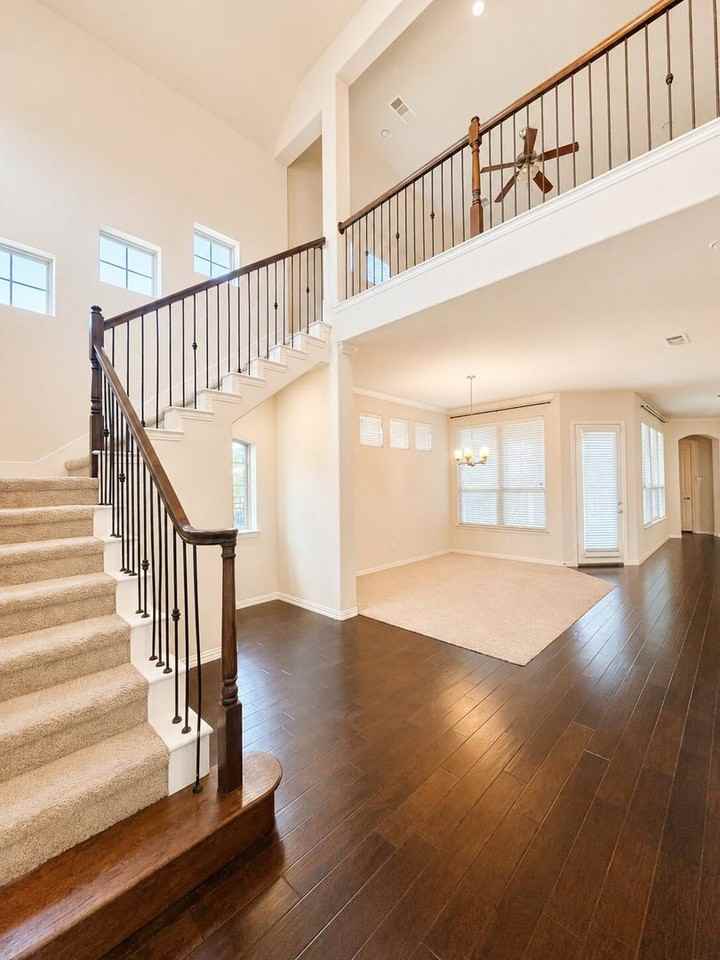 1033 Lone Ivory Trl - Photo 2 of 31