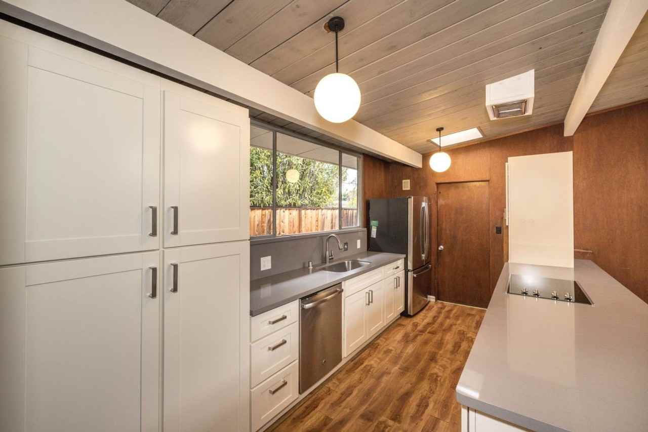 152 Ferne Ct - Photo 7 of 21