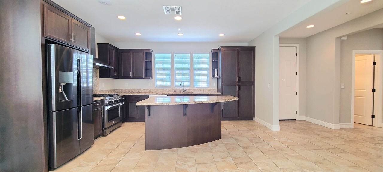 186 Colner Cir - Photo 5 of 44