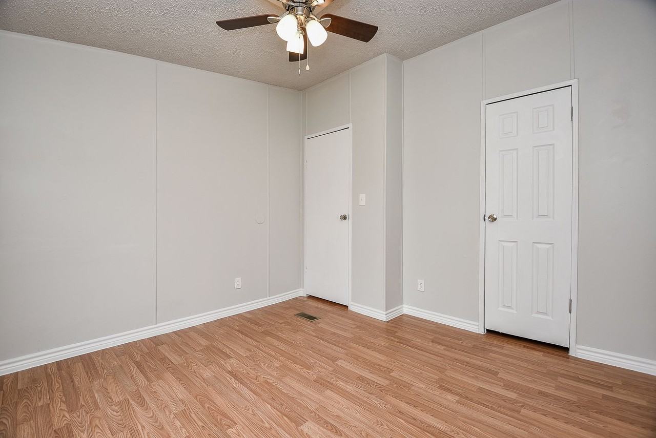 12754 Roy Harris Loop - Photo 2 of 26