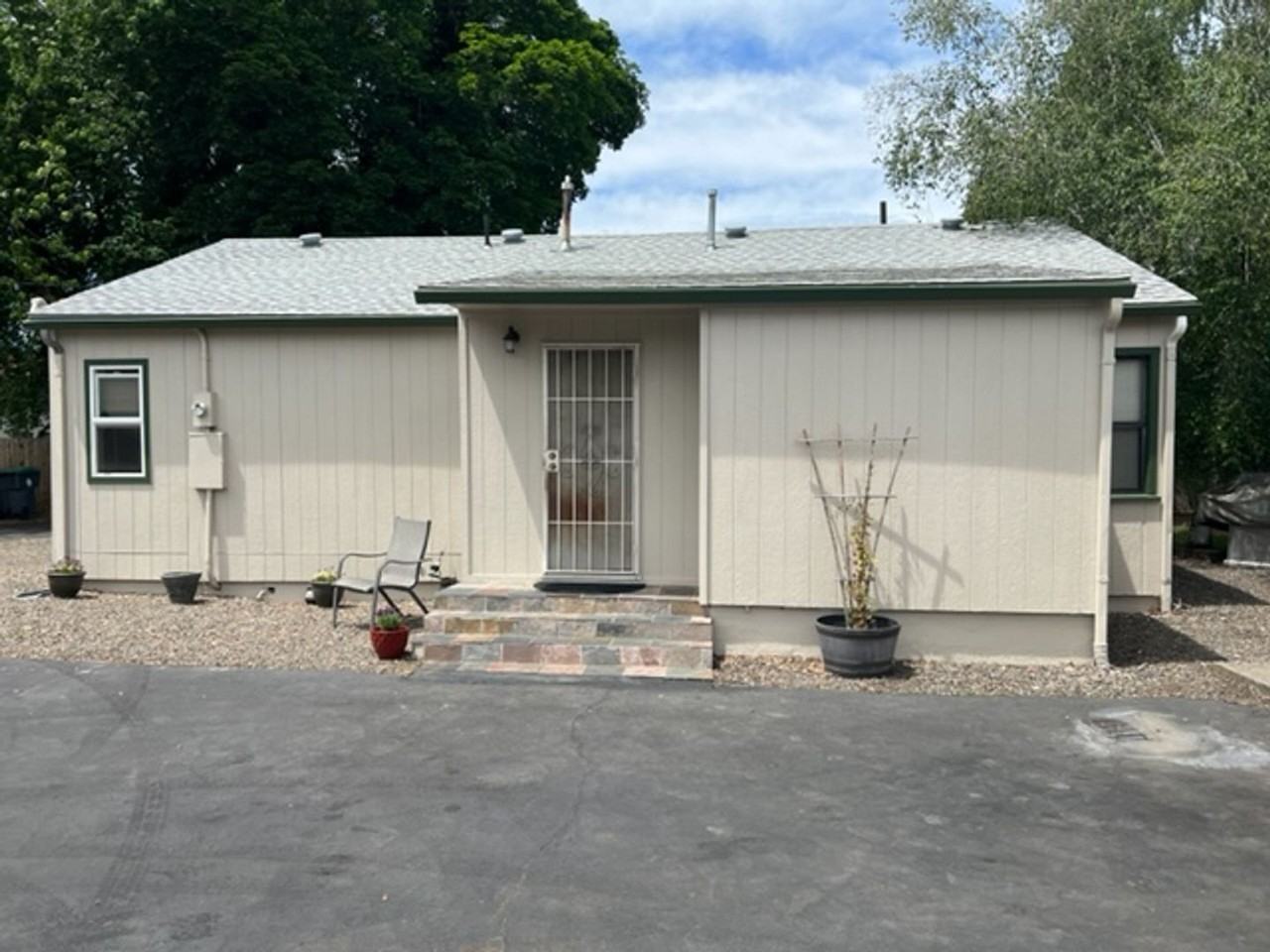 2810 Table Rock Rd - Photo 3 of 18