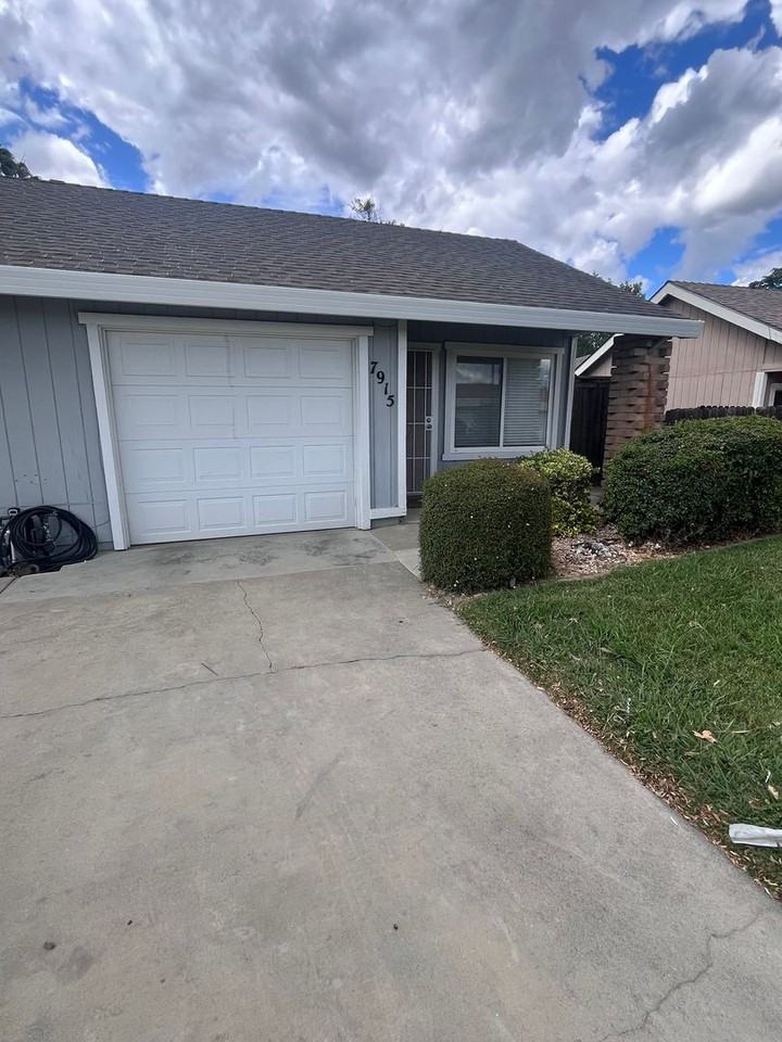 7915 Zenith Dr - Photo 2 of 12