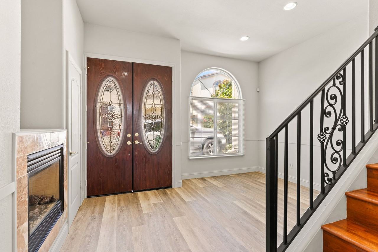 1781 Bali Ct - Photo 5 of 47