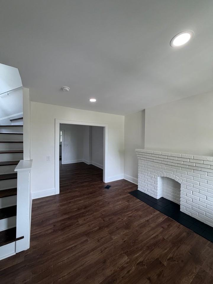 726 Frebis Ave - Photo 2 of 14