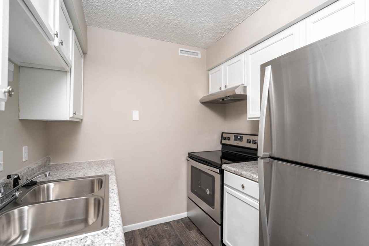 Westwood Apartments - Photo 5 of 7