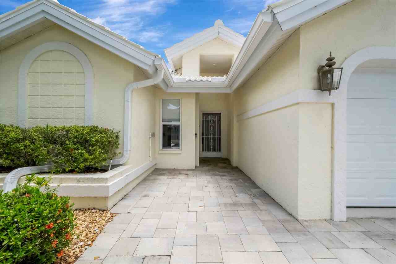 1016 Harbor Town Dr - Photo 2 of 42