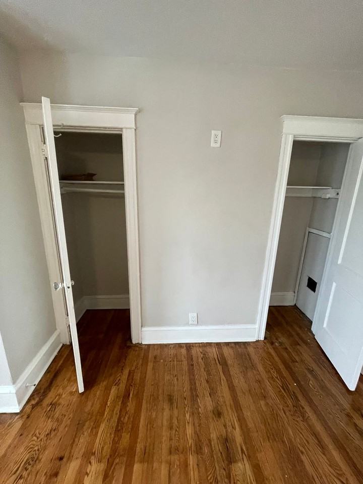 2112 N 57th St - Photo 6 of 23