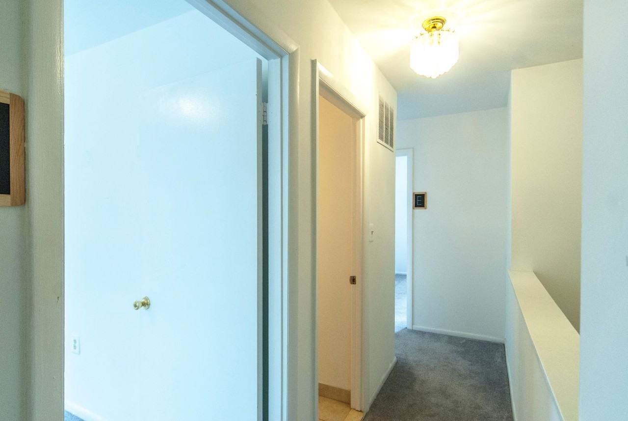 1346 S St Nw - Photo 6 of 16