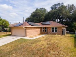 featured image of 2210 Barry Dr