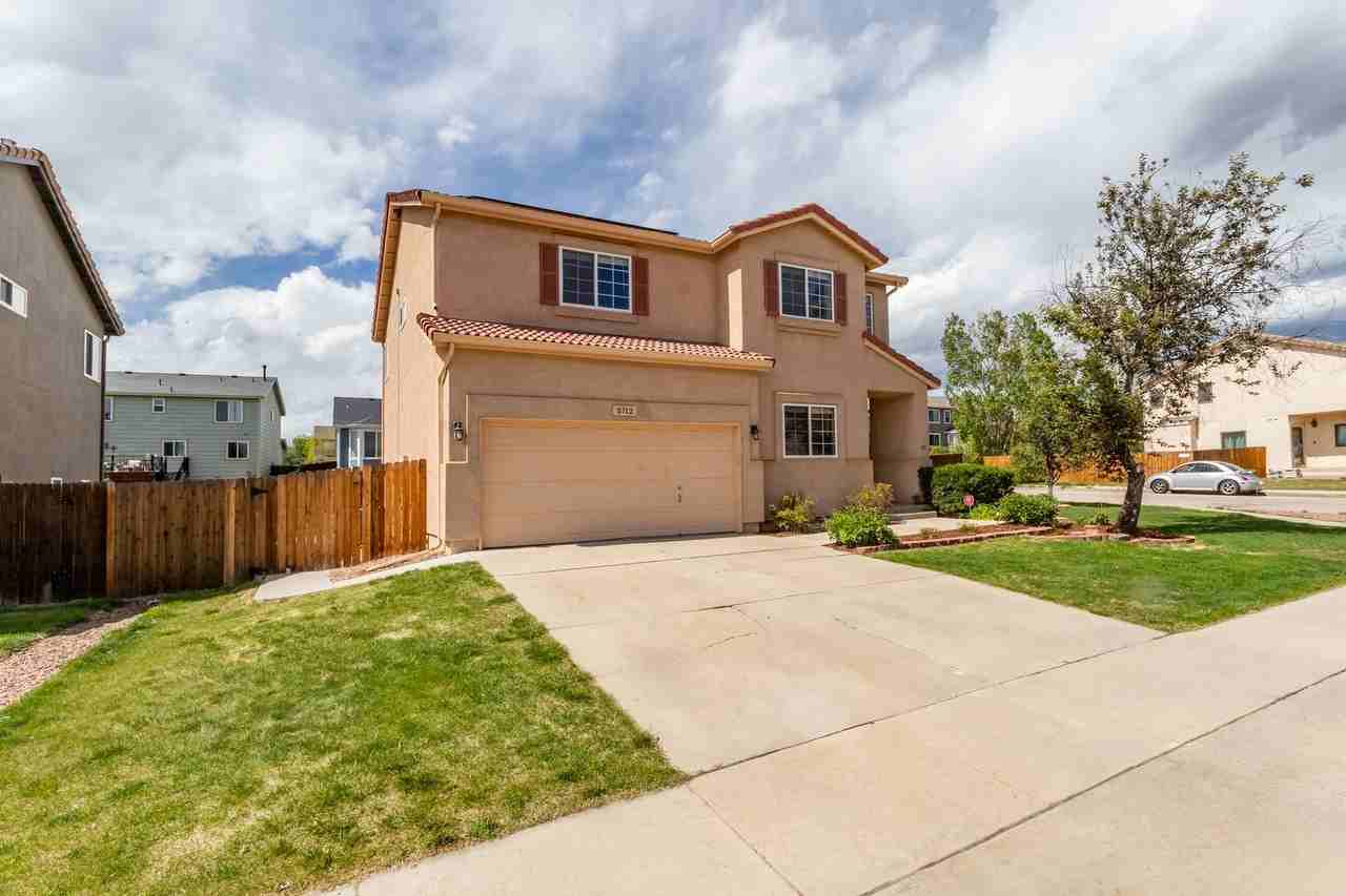 5712 Stable Ct - Photo 2 of 50