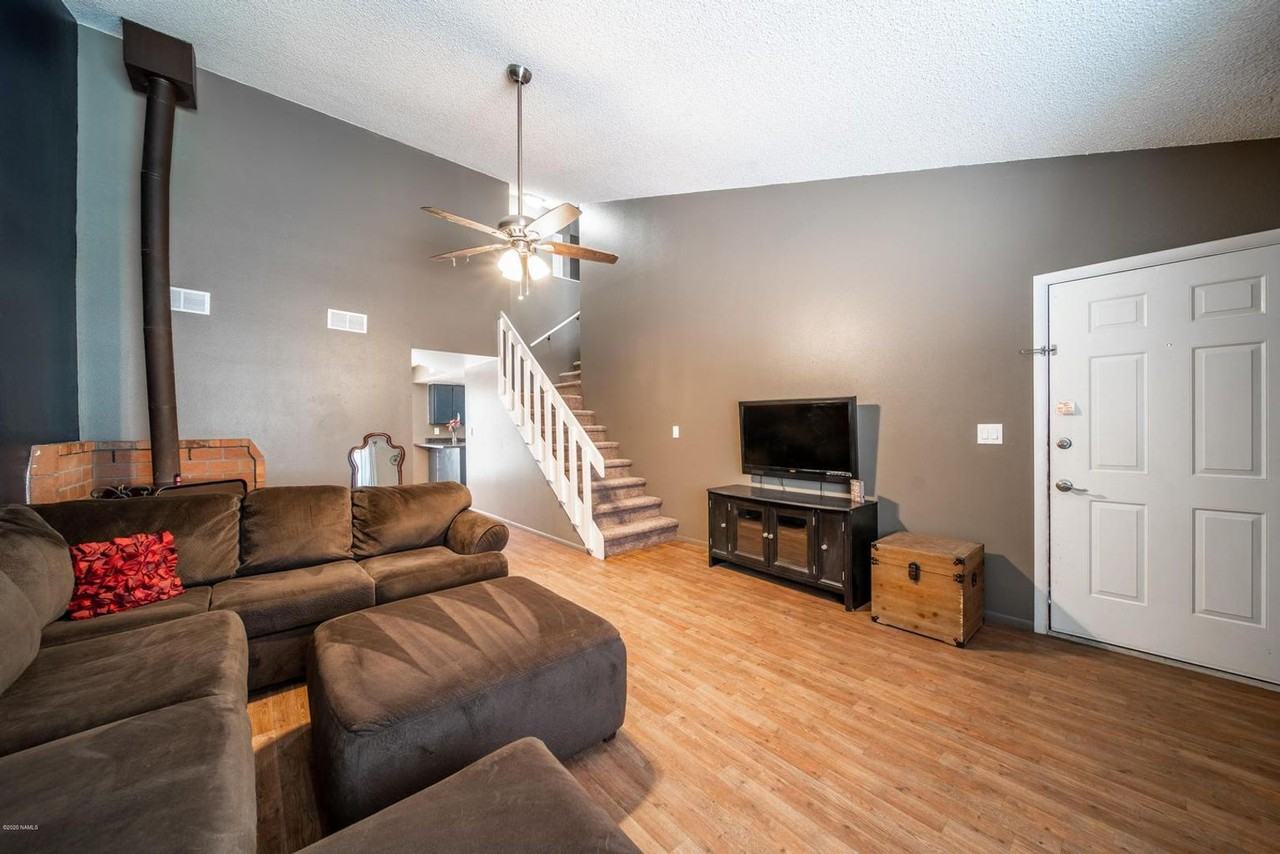 2620 E Jeffrey Loop - Photo 3 of 20