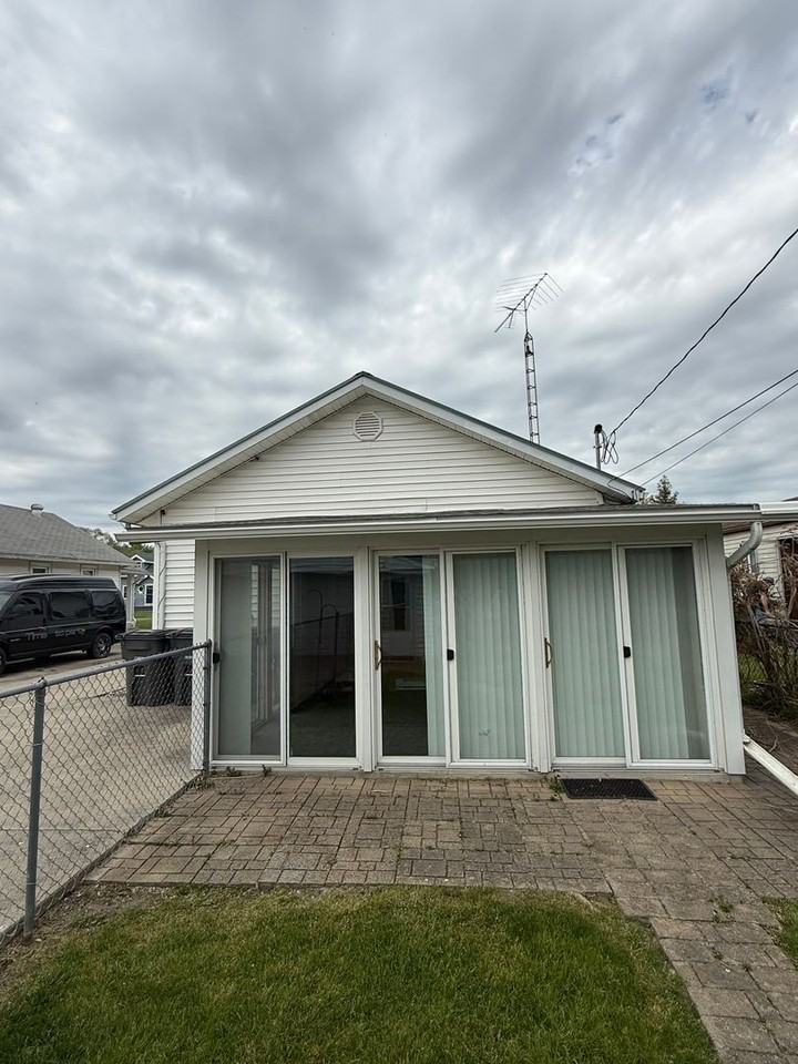 1417 Primrose Ave - Photo 2 of 12