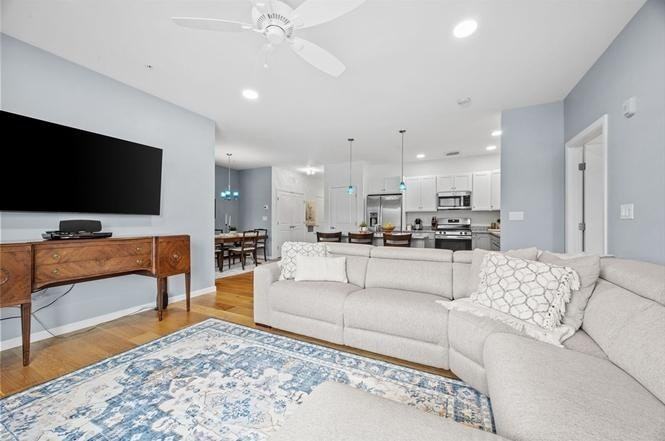1 Mariner's Way, Unit 104 - Photo 2 of 20