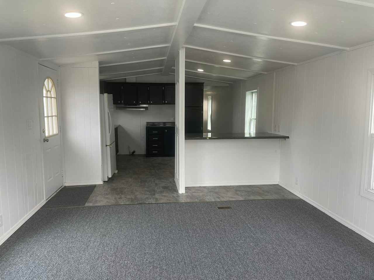2713 Everett Drive - Photo 6 of 25