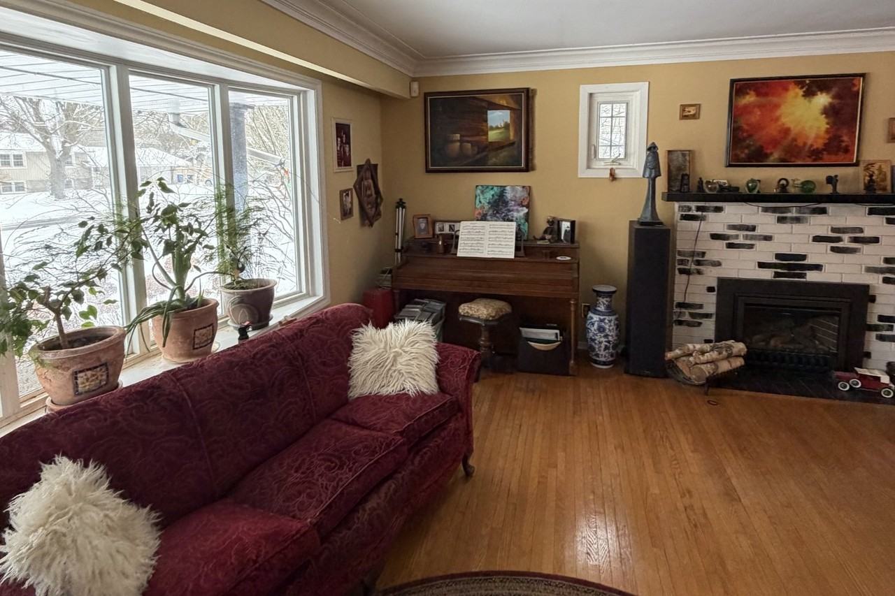 9 Evergreen Dr - Photo 2 of 8